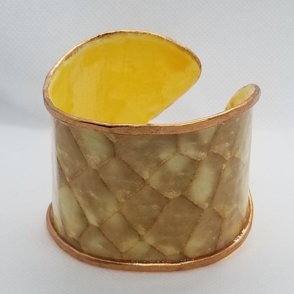E Snake Skin Cuff Yellow Interior - Picture 3 of 10